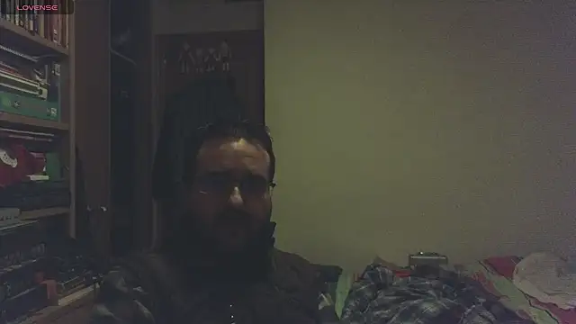 curiosillo83 online show from January 23, 2025, 2:02 am
