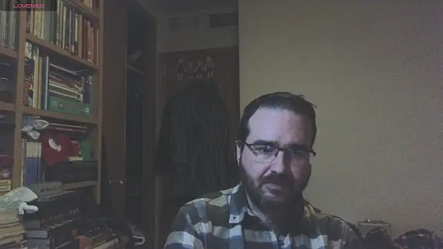 curiosillo83 online show from January 26, 2025, 6:37 pm