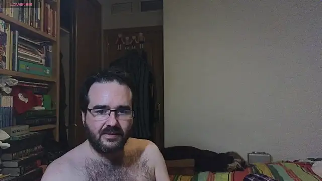 curiosillo83 online show from January 28, 2025, 1:08 am