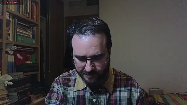 curiosillo83 online show from January 28, 2025, 7:32 pm