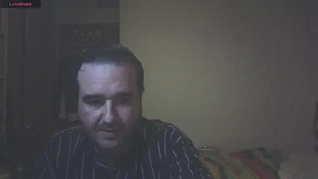 curiosillo83 online show from February 3, 2025, 1:30 am