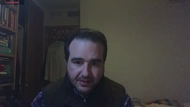 curiosillo83 online show from February 3, 2025, 8:03 pm