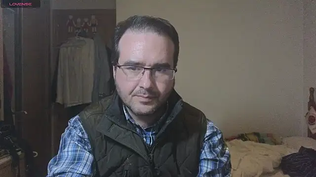 curiosillo83 online show from February 4, 2025, 3:57 pm