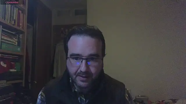 curiosillo83 online show from February 7, 2025, 3:08 pm
