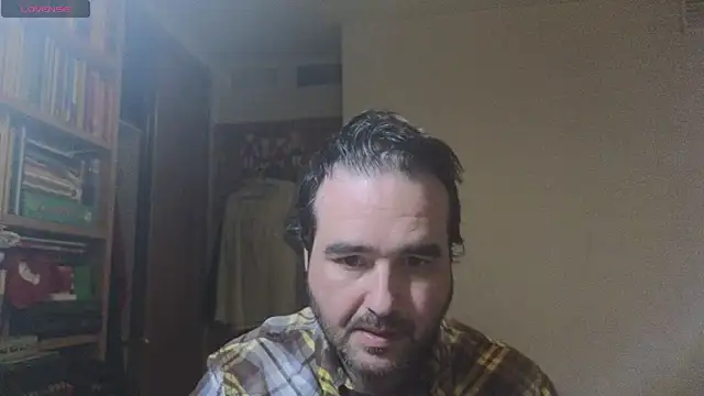 curiosillo83 online show from February 9, 2025, 6:26 pm