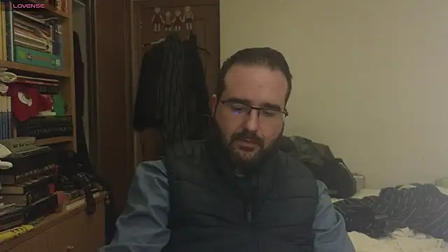 curiosillo83 online show from February 26, 2025, 7:38 pm
