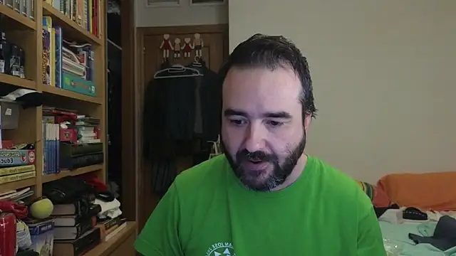 curiosillo83 online show from June 20, 2026, 8:39 am