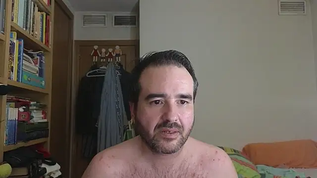 curiosillo83 online show from June 25, 2026, 12:54 am