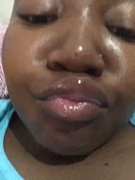 Snapshot of Sexypresh302 chatting on December 27, 2024, 1:32 am Sexypresh302 online show from December 27, 2024, 1:32 am