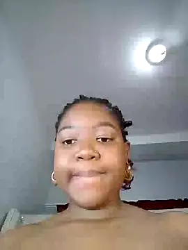 Snapshot of Sexypresh302 chatting on February 25, 2025, 12:36 am Sexypresh302 online show from February 25, 2025, 12:36 am