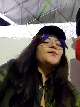 Snapshot of Sakura_0505 chatting on December 14, 2024, 11:23 pm Sakura 0505 online show from December 14, 2024, 11:23 pm