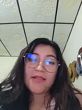 Snapshot of Sakura_0505 chatting on December 28, 2024, 12:04 am Sakura 0505 online show from December 28, 2024, 12:04 am