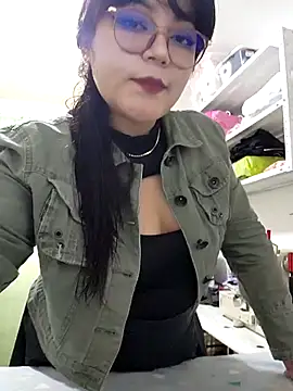 Snapshot of Sakura_0505 chatting on March 1, 2025, 9:59 pm Sakura 0505 online show from March 1, 2025, 9:59 pm