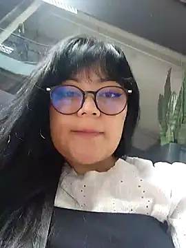 Snapshot of Sakura_0505 chatting on November 15, 2025, 8:38 pm Sakura 0505 online show from November 15, 2025, 8:38 pm