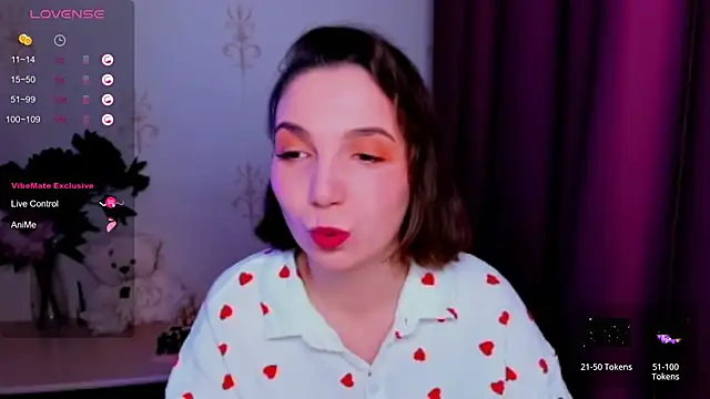 KindHazelHere  online show from November 28, 2025, 12:24 am