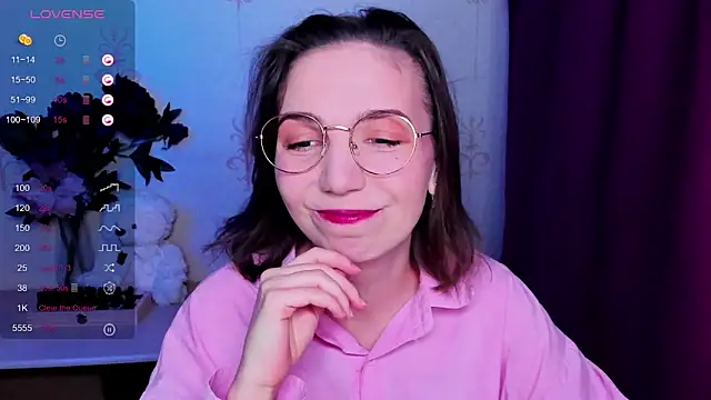 KindHazelHere  online show from March 10, 2026, 6:02 pm