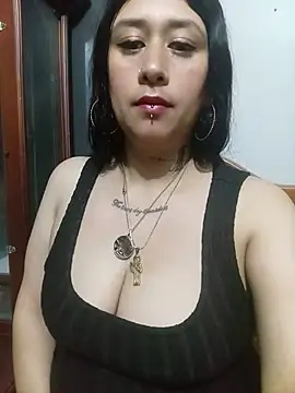 Giuliana90 online show from July 23, 2026, 2:20 am