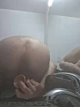 tuRb0420 online show from November 1, 2025, 11:18 pm