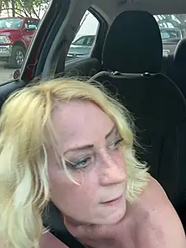 TiffaneyLove online show from March 5, 2026, 10:06 pm