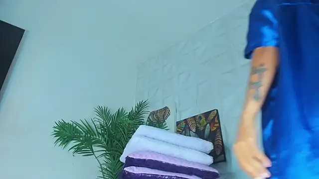 Hellen Sky online show from December 20, 2025, 8:49 pm