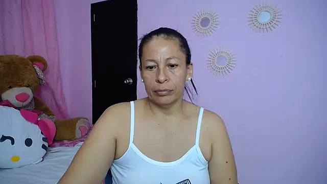 mature martina online show from January 10, 2025, 10:17 am