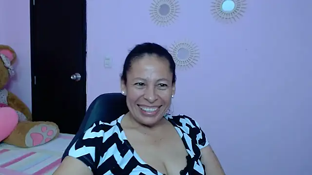mature martina online show from January 24, 2025, 10:30 pm
