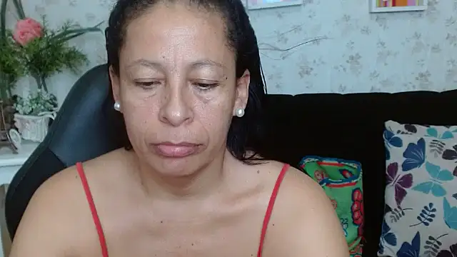 mature martina online show from January 31, 2025, 5:19 am