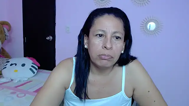 mature martina online show from February 4, 2025, 10:43 am