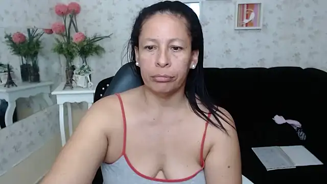mature martina online show from February 15, 2025, 8:44 am