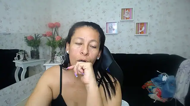 mature martina online show from February 16, 2025, 8:54 am
