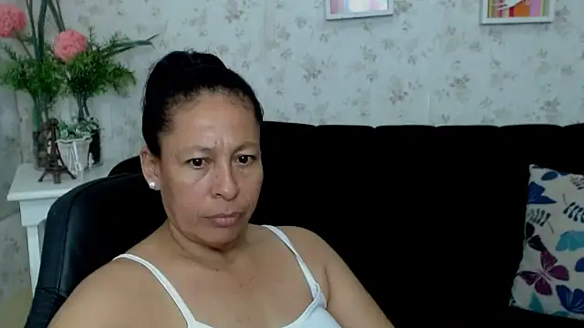 mature martina online show from March 8, 2025, 4:34 am