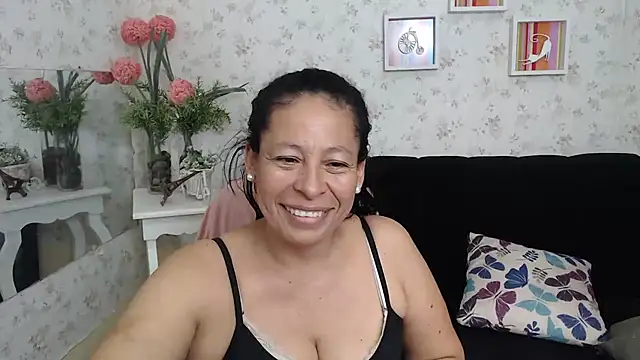 mature martina online show from March 13, 2025, 10:21 pm