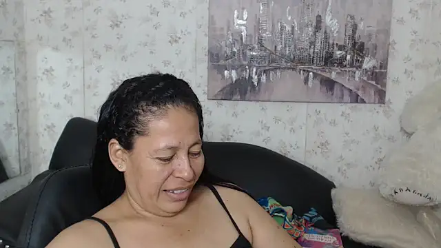 mature martina online show from June 11, 2026, 12:32 am