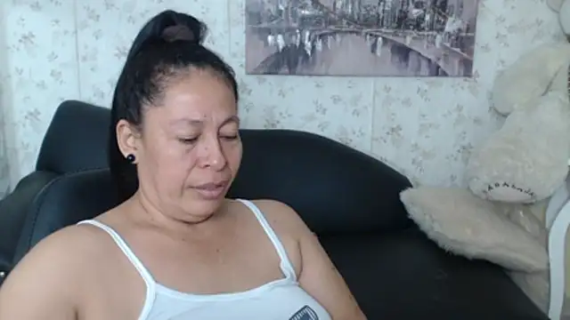 mature martina online show from June 12, 2026, 9:30 am
