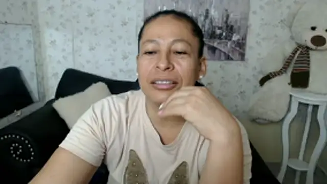 mature martina online show from June 17, 2026, 9:49 pm
