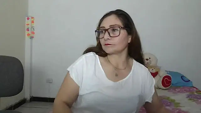 ruby-milf1 online show from February 18, 2025, 7:52 pm