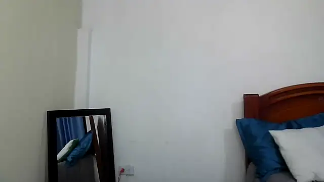 ruby-milf1 online show from October 6, 2025, 9:01 pm