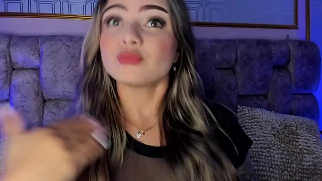 AnnyLopezz  online show from January 7, 2025, 3:57 am