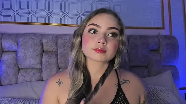 AnnyLopezz  online show from January 30, 2025, 3:44 am