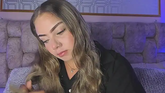 AnnyLopezz  online show from February 11, 2025, 3:40 am