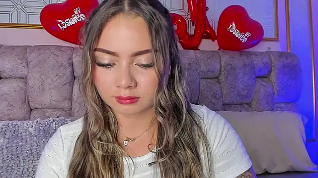 AnnyLopezz  online show from February 17, 2025, 6:53 am