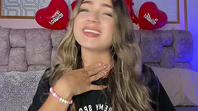 AnnyLopezz  online show from February 19, 2025, 6:55 am