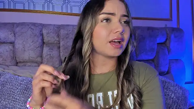 AnnyLopezz  online show from February 22, 2025, 6:39 am