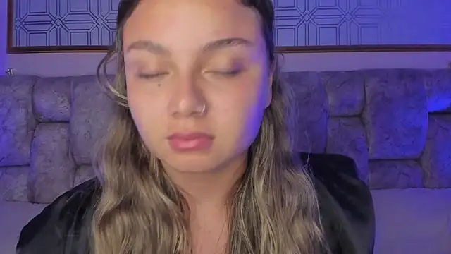 AnnyLopezz  online show from March 4, 2025, 9:51 am