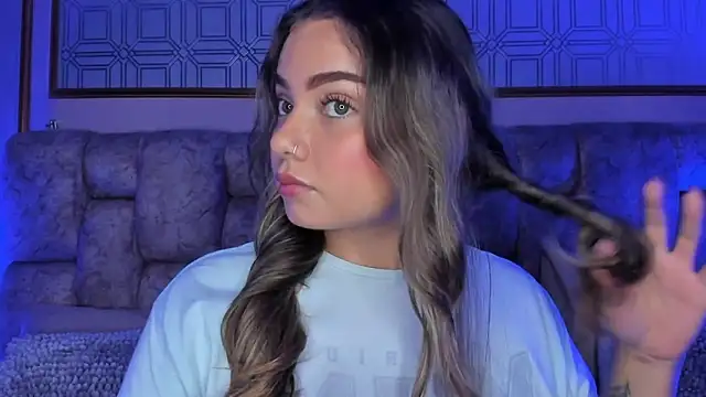 AnnyLopezz  online show from March 10, 2025, 4:07 am