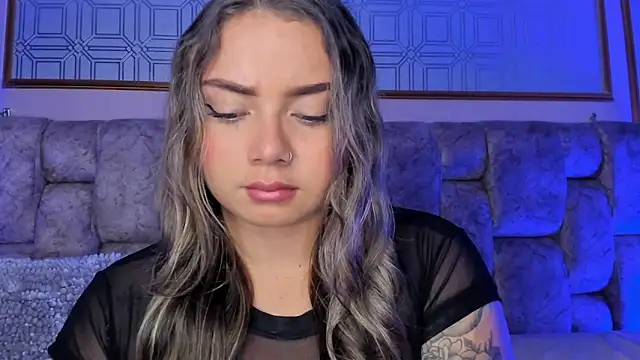 AnnyLopezz  online show from March 11, 2025, 6:53 am