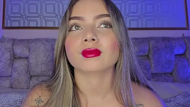 AnnyLopezz  online show from March 18, 2025, 3:42 am