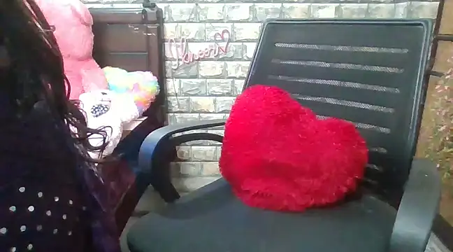 Snapshot of Sexy_iknoor chatting on January 17, 2025, 11:17 am Sexy iknoor online show from January 17, 2025, 11:17 am
