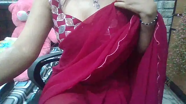 Snapshot of Sexy_iknoor chatting on February 26, 2025, 4:25 am Sexy iknoor online show from February 26, 2025, 4:25 am
