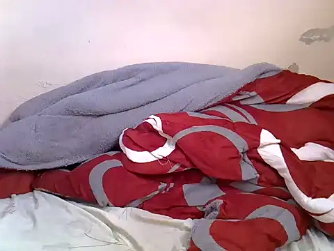 pretty-donna online show from November 20, 2025, 7:08 am